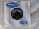 RUBY AND THE ROMANTICS / WHEN YOU'RE YOUNG AND IN LOVE / I CRY ALONE   EX