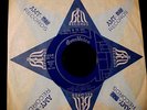 INVITATIONS Written On The Wall NORTHERN SOUL 45 Dynovoice FUNK SAMPLE  De La