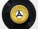 Elvis Presley   That's All Right / Blue Moon Of Kentucky 7