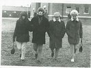 THE BEATLES RINGO STARR RARE 1965 ORIGINAL GLOSSY PHOTO WITH WIFE MAUREEN