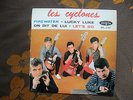 EP  LES CYCLONES - Firewater +3  Disques Vogue ?– EPL. 8 117   France  (1963)
