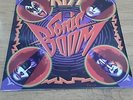 KISS    sonic boom         2  LP    red vinyl