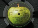 THE BEATLES 1969 UK APPLE 1st PRESS MONO YELLOW SUBMARINE WITH APPLE STICKER