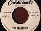 Billy Strange, Theme From THE MUNSTERS / Goldfinger 45, RARE GNP Promo NM-