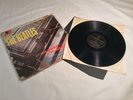 THE BEATLES - PLEASE PLEASE ME NORTHERN SONGS BLACK & GOLD PMC 1202 GOOD+ LP
