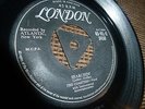 THE COASTERS : SEARCHIN' / YOUNG BLOOD