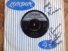 **SIGNED** THE RONETTES BE MY BABY 1963 UK LONDON 45 R&R RONNIE SPECTOR