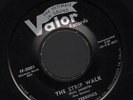 1958 Terrifics Instrumental Tittyshaker / Rock & Roll (Strip Walk / Loco)