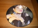 Madonna-Holiday.12