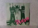 THE CLASH - WHITE RIOT 1977 7