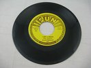 ELVIS PRESLEY - 