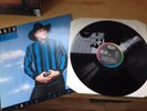 GARTH BROOKS ROPIN THE WIND  Original Vinyl LP 1991 7984681