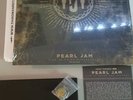Third Man Records Vault #29 NEW COMPLETE Pearl Jam Eddie Vedder Live LP Book Pin