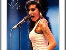 AMY WINEHOUSE - MUSIC LEGEND - ORIGINAL HAND SIGNED AUTOGRAPH