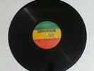 DUBPLATE/ BOB MARLEY ??, DO WHAT YOU ARE DOING, MOVE THE BARRIER + DUB(10