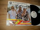 ZZ TOP signed by Hill,Gibbons,Beard UK 12
