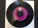 Gladys Knight & The Pips - Just Walk In My Shoes / Stepping Closer To Your Heart