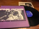 PHIL OCHS  LP Sings for Broadside Folkways w booklet EX/EX