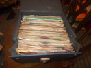 ORIGINAL CARRY CASE FULL OF 68 1960'S 7