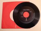 Bob Marley & The Wailers / Lively Up Yourself & So Jah Seh Island 45 NM