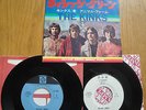 THE KINKS - VILLAGE GREEN -MEGA PROMO & STOCK JAPAN SINGLES 7