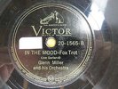 Glenn Miller & His Orch. -  VICTOR 20-1565 - In The Mood & Tuxedo Junction