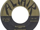 MIKE LAWING & DISSONAIRES One love / Blitzkrieg RARE 45 DOO WOP GARAGE FUZZ
