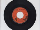SIR JESSUS/ UNCHANGEABLE LOVE  -  THE UPRISING MAYTONE  (75  REGGAE ROCKERS 7