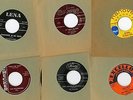 6 DOO-WOP 45s EBONAIRES, SENSATIONS, UNIQUE TEENS, MOONBEEMS, LINCOLNS KID KING