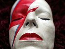 David Bowie life mask Ziggy Stardust Aladdin Sane Man Who Fell to Earth (1975)