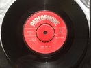 THE BEATLES - LOVE ME DO - 1962 Mono - 45-R 4949 - FIRST PRESSING VGC