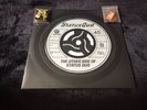 STATUS QUO RARE RECORD CLASSIC SINGLE B-SIDES THE OTHER SIDE OF STATUS QUO PIN