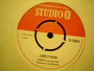 UK STUDIO ONE SO 2080-LARRY AND ALVIN-LONELY ROOM/YOU MEAN TO ME-EX