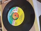 L.G. & The Incredible Soul Seekers - Big head - Stepping Stone Records - Funk 45