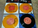U2  4 U2 PLAY 4 x 7