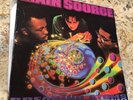 Main Source - Breaking Atoms, wpl-2004, lp vinyl record
