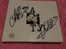 T.A.T.U. TATU SIGNED 200 ?? ????????? W/SLIPCASE RE-ISSUE 13 TRACKS GOOD RARE