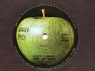 TRASH. GOLDEN SLUMBERS/CARRY THAT WEIGHT. ORIG UK 7