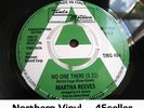 ? MARTHA REEVES + GLADYS KNIGHT 'No One There / Pieces Of My Broken Heart' 45
