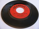 TRADE MARTIN - SHE PUT THE HURT ON ME / SON OF A MILLIONAIRE - STALLION