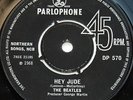 BEATLES 1968 UK Parlophone Export 45 - Hey Jude - DP 570 w/ Picture Sleeve