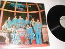 JOE CRUZ & THE CRUZETTES at the Manila Hotel PHILIPPINES Funk / Bossa LP 1976