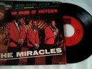RARE ..... 45t. de 4 titres : The MIRACLES ooo baby baby ( avec LANGUETTE )