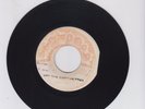 SET THE CAPTIVES FREE  -  GREGORY ISAACS  (76 REGGAE ROOTS 7