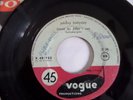 JOHNNY HALLYDAY SP JUKE BOX TAIMER FOLLEMENT VOGUE PRODUCTION V45722