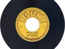 JERRY LEE LEWIS Lovin Up A Storm / Big Blon' Baby [45] Sun 317 High Grade NM