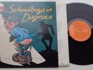 K23	Kinks	Present Schoolboys in Disgrace	(RS 1028)	UK LP + Lyric Insert