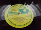 PINK FLOYD- Rare IRISH 1st Press 2 X LP - THE WALL - GREEN HARVEST LABELS  WOW