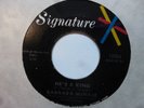 BARBARA MCNAIR HE'S A KING //MURRAY WHAT'S YOUR HURRY ON SIGNATURE 45