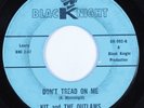 Psych Garage 45 KIT & OUTLAWS Don't Tread On Me BLACKNIGHT HEAR